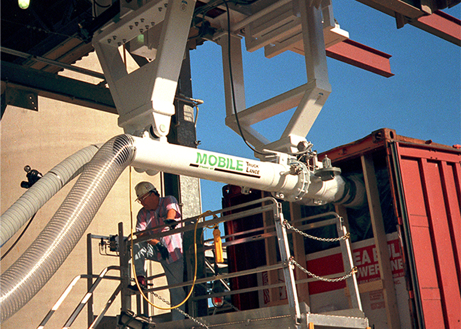 Sea bulk container loading system